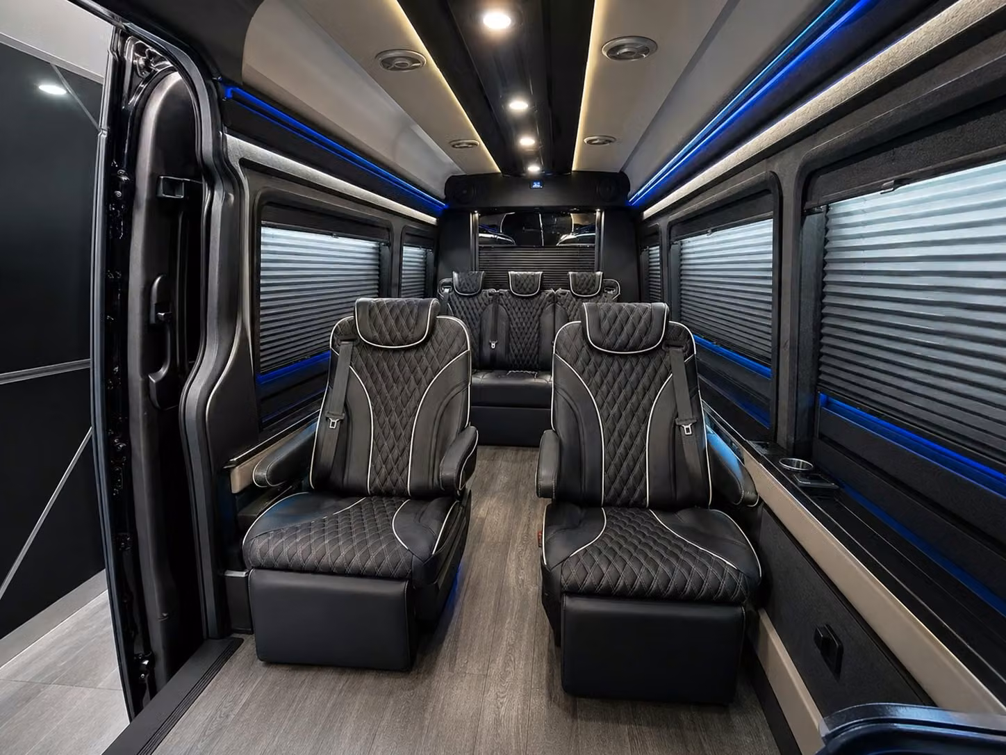 busrentaljacksonville com puts jacksonville corporate groups in the right bus every time