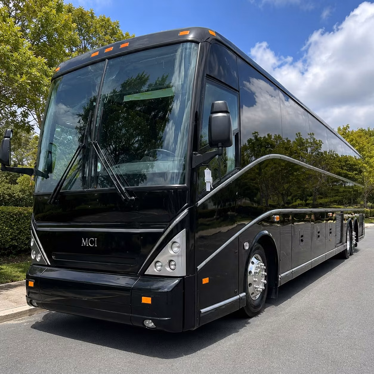 daily s place amphitheatre bus rentals for jacksonville concert fans