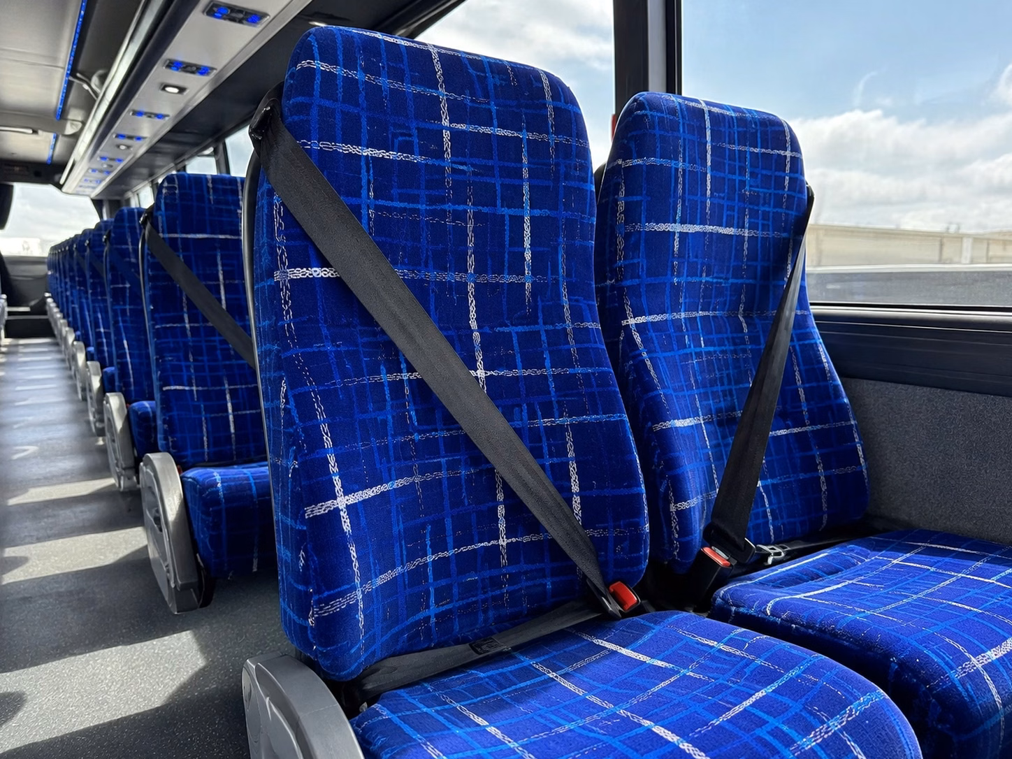 group transportation in jacksonville booked in minutes instead of days