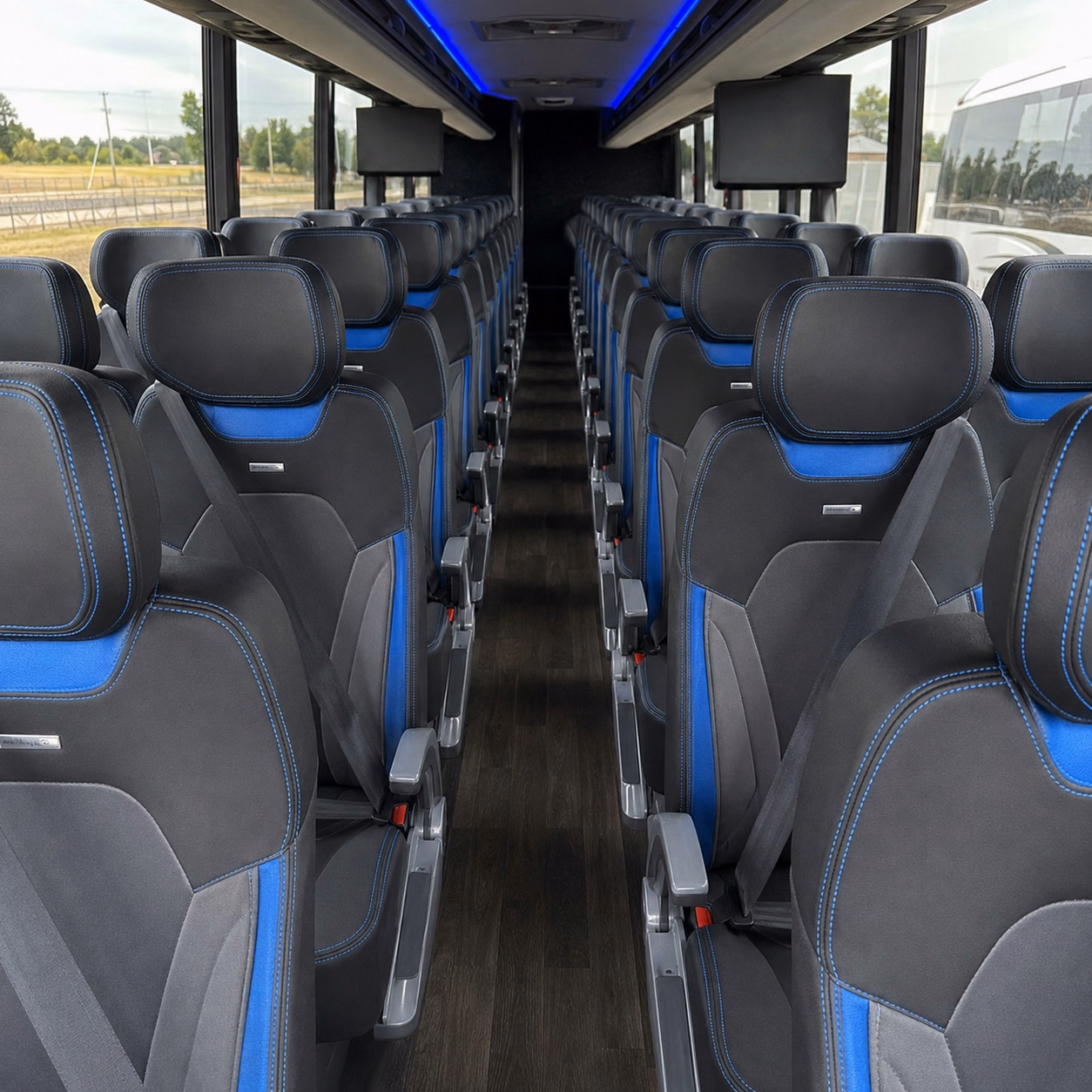 how where and when you re traveling affects your jacksonville bus rental price