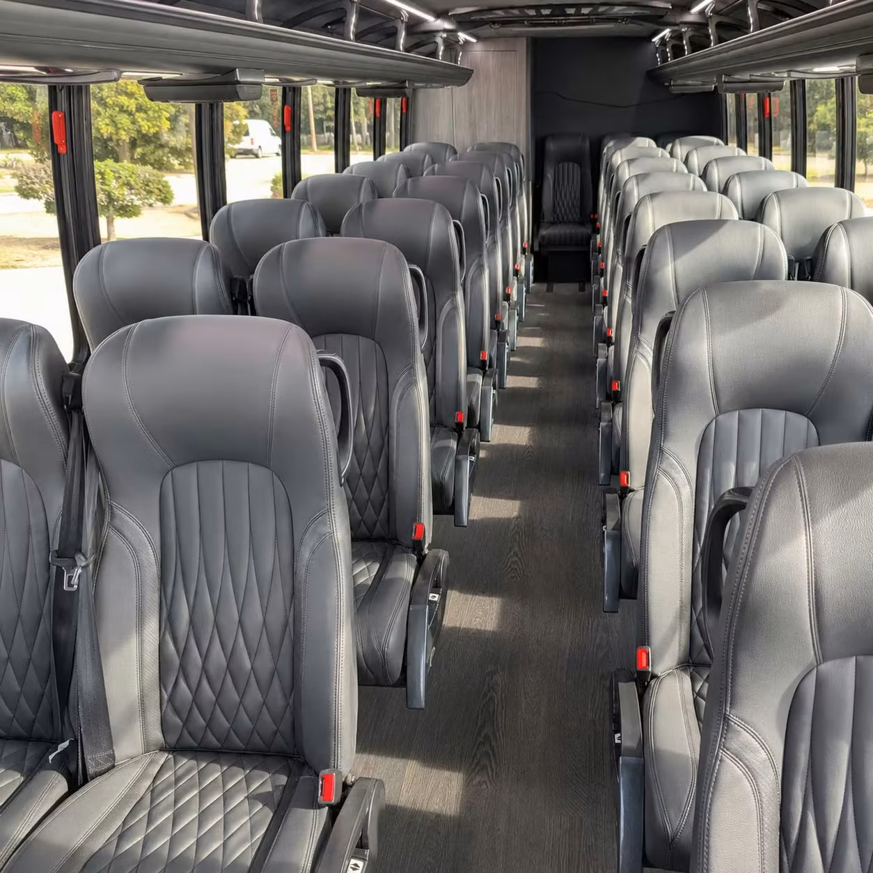 jacksonville 25 passenger minibus rental