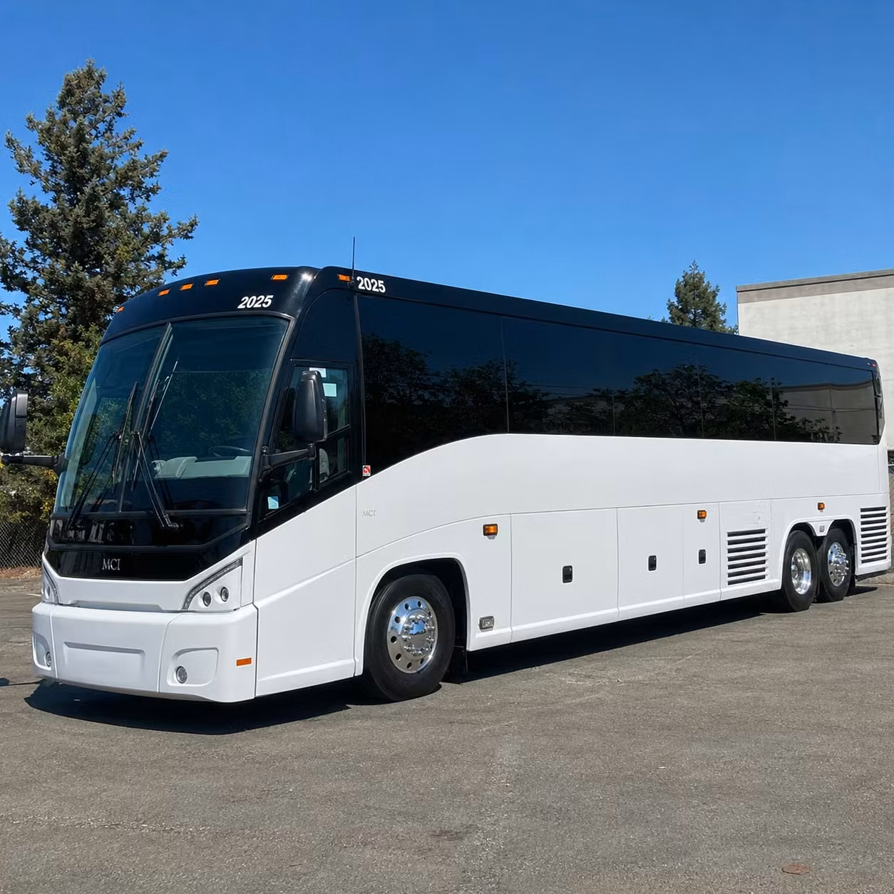jacksonville groups trust long distance charter buses for state tournament and collegiate travel