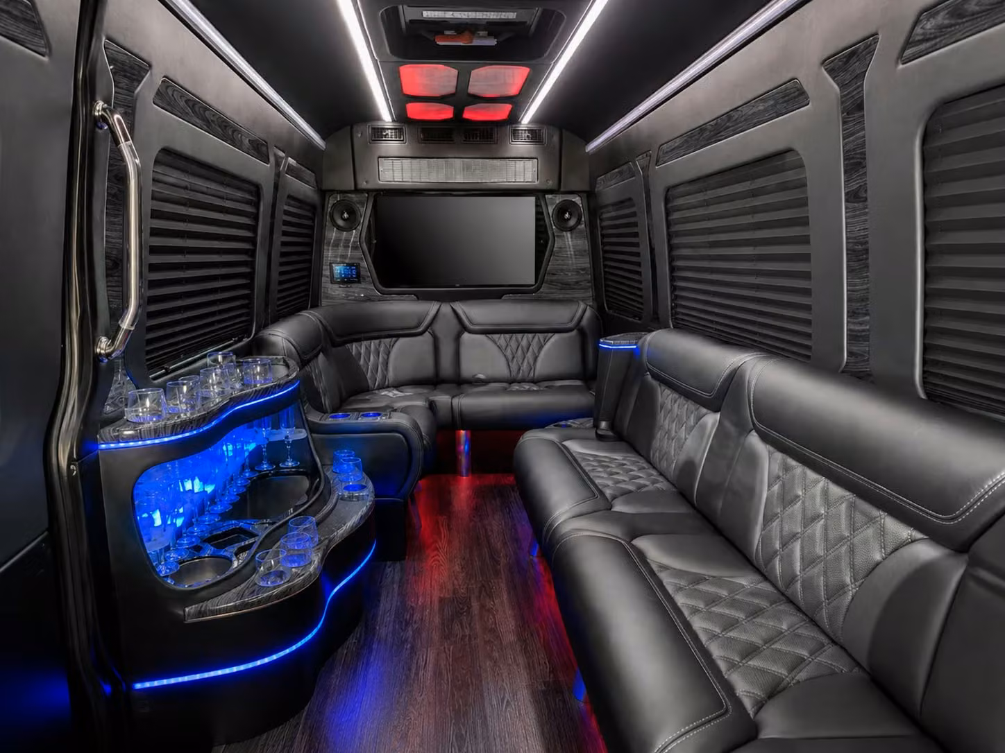 use a long distance bus rental from jacksonville for destination weddings and multi day wedding weekends